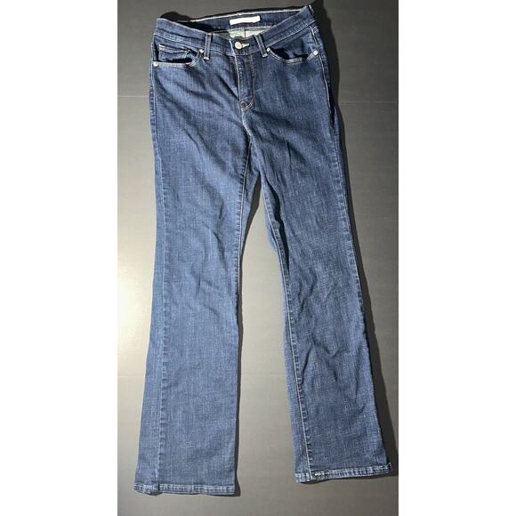 Levi's Women's Blue Jeans - Picture 2 of 7